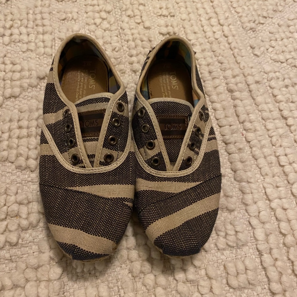 Tom cordones